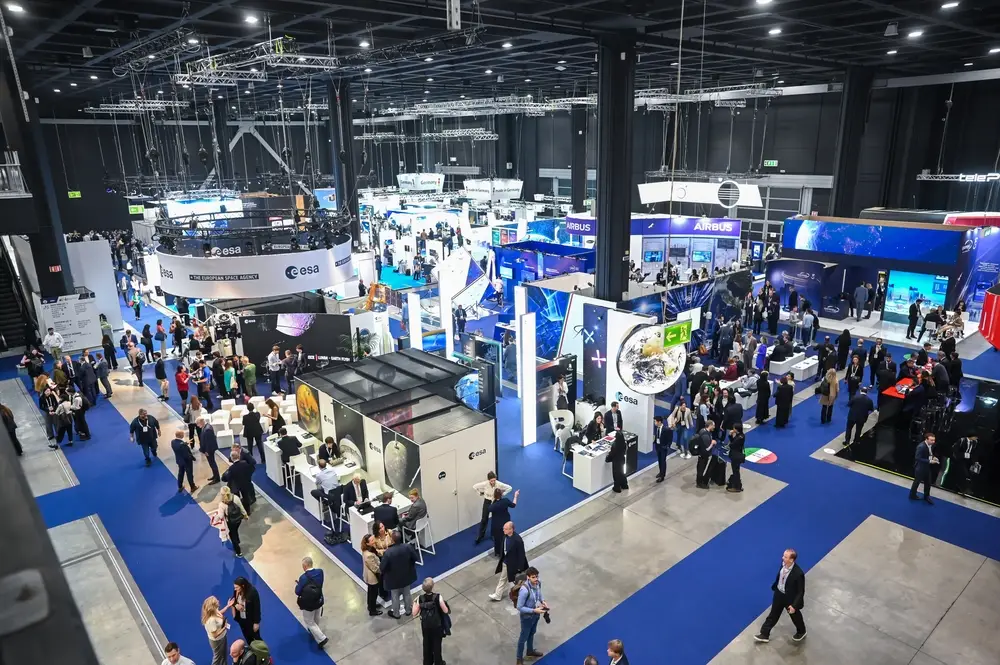 Custom Trade Show Apparel: How Branded Gear Can Elevate Your Booth Presence
